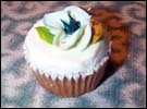 Parrot-cupcake